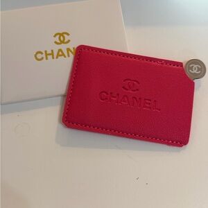 CHANEL Fuchsia Card Holder